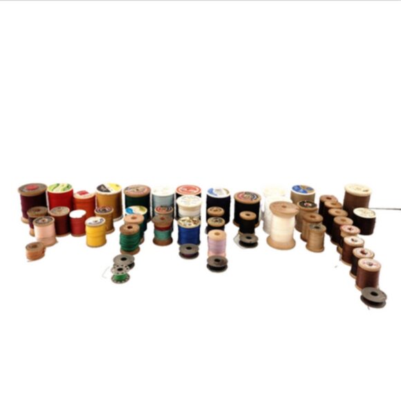Antique Vintage 50 Assorted Color Thread Wooden Spools & Metal Bobbins M… - Picture 4 of 5